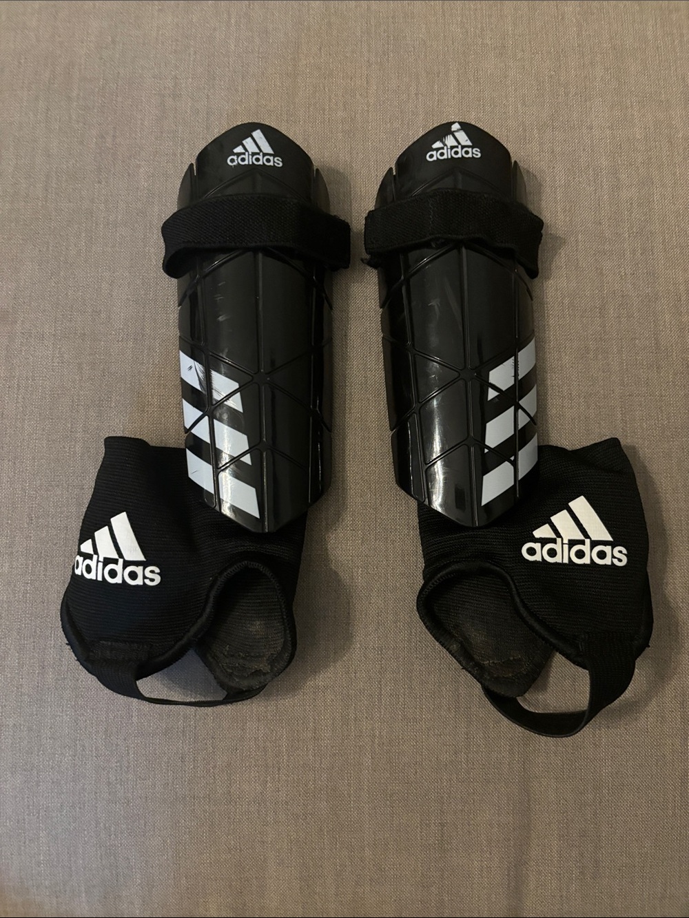 Adidas kids shin guards